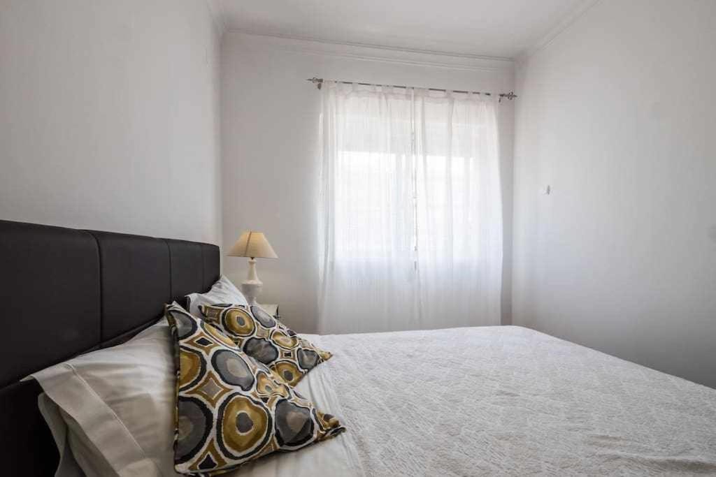 Apart Lisboa Confortavel 2 Quartos Com Terraco Odivelas (Lisbon) Exterior foto